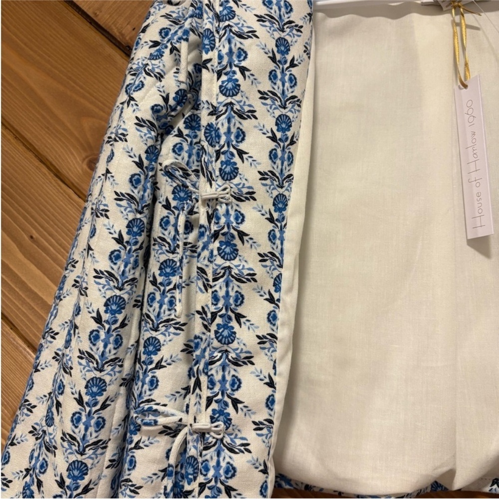 NWT House of Harlow 1960 Blue and White Bomber Quilted Jacket Small - Picture 5 of 9